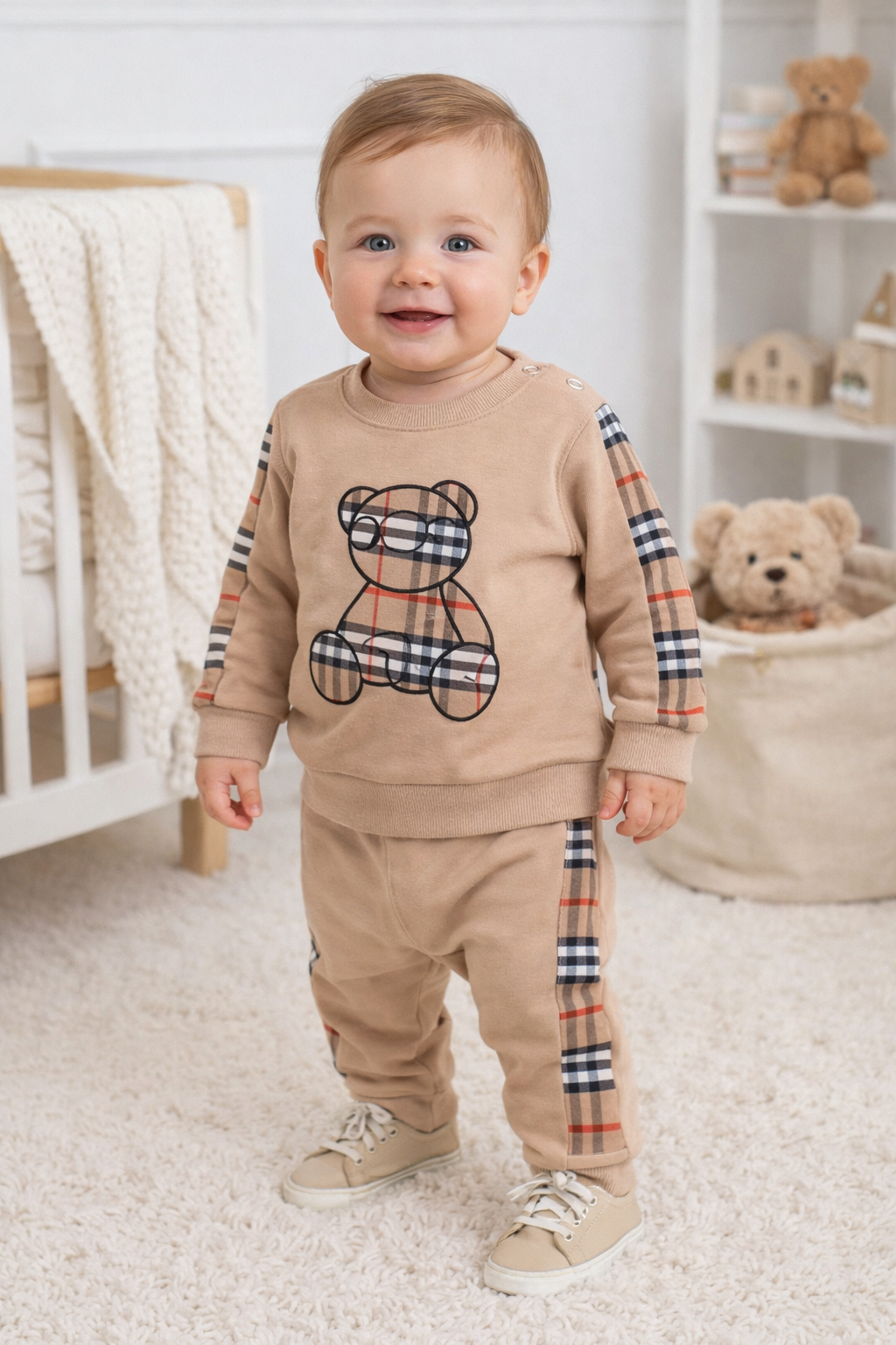 طقم  أنيق – نقشة مربعات مع تصميم عصري