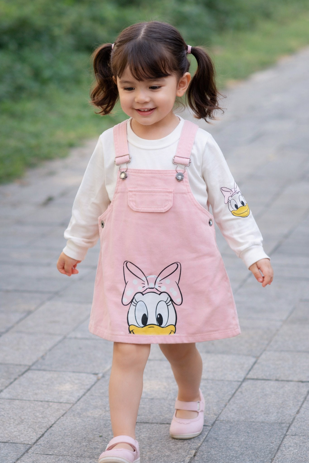 طقم بناتي مكوّن من قطعتين