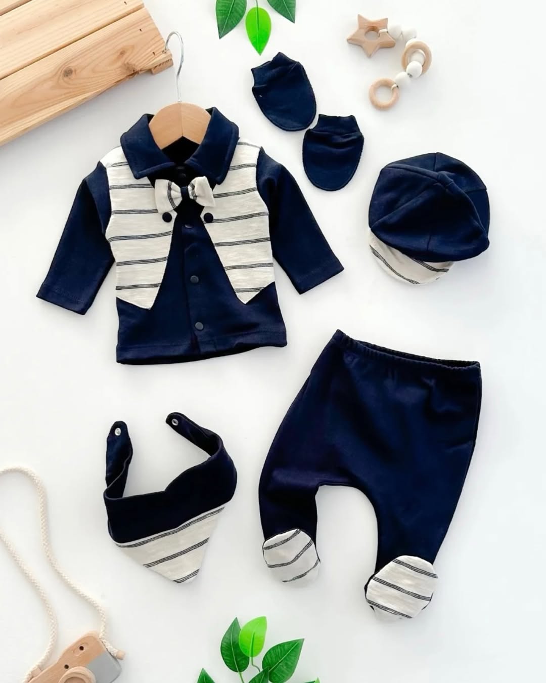 طقم بيبي فاخر – ألوان راقية وتصميم مميز