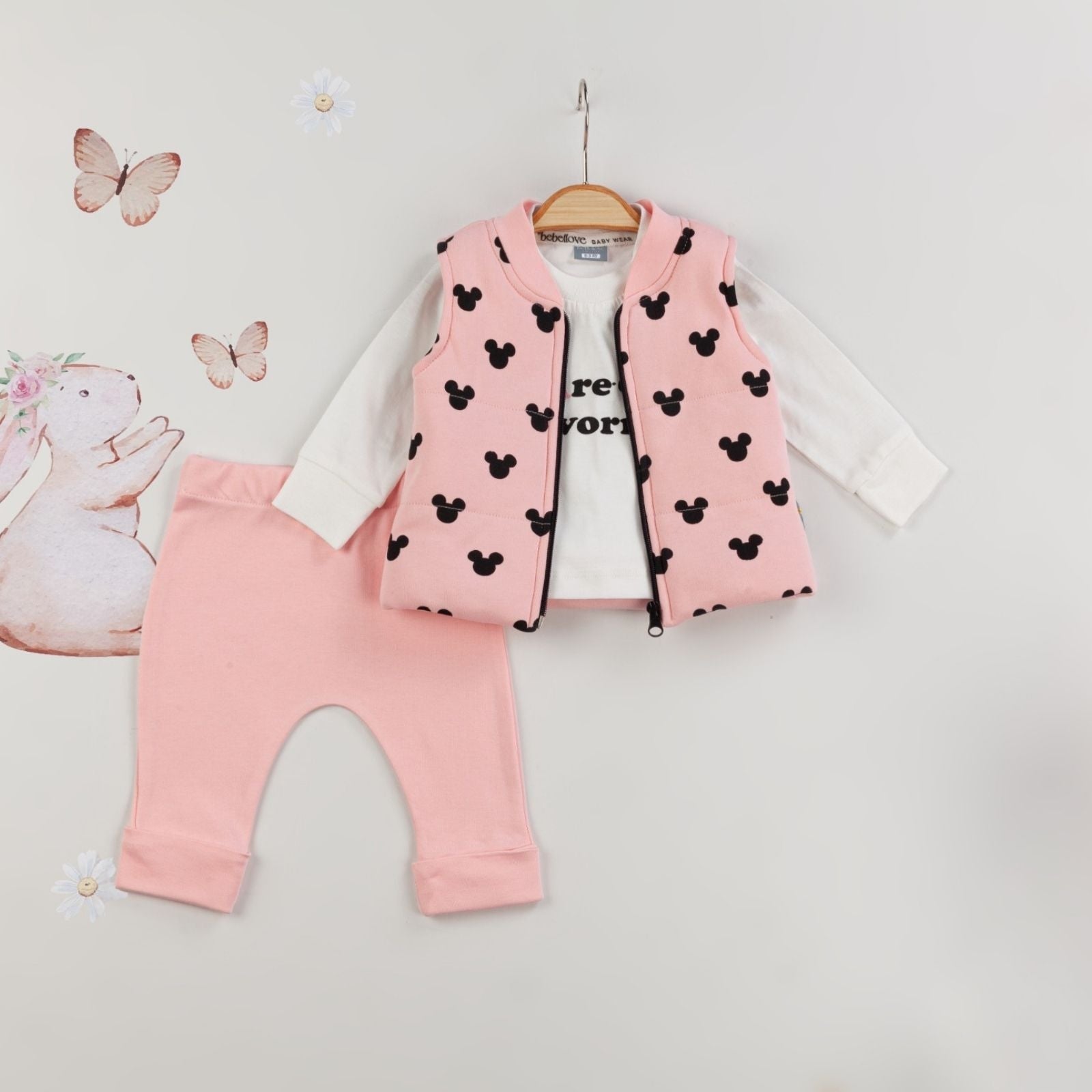 طقم شتوي  – 3 قطع بتصميم عصري ولون وردي ناعم