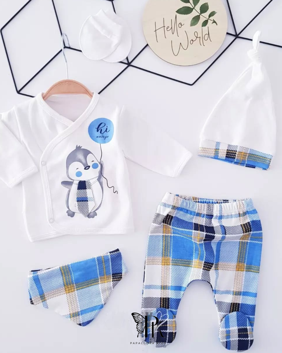 طقم بيبي 5 قطع – تصميم بطريق ونقشة كارو