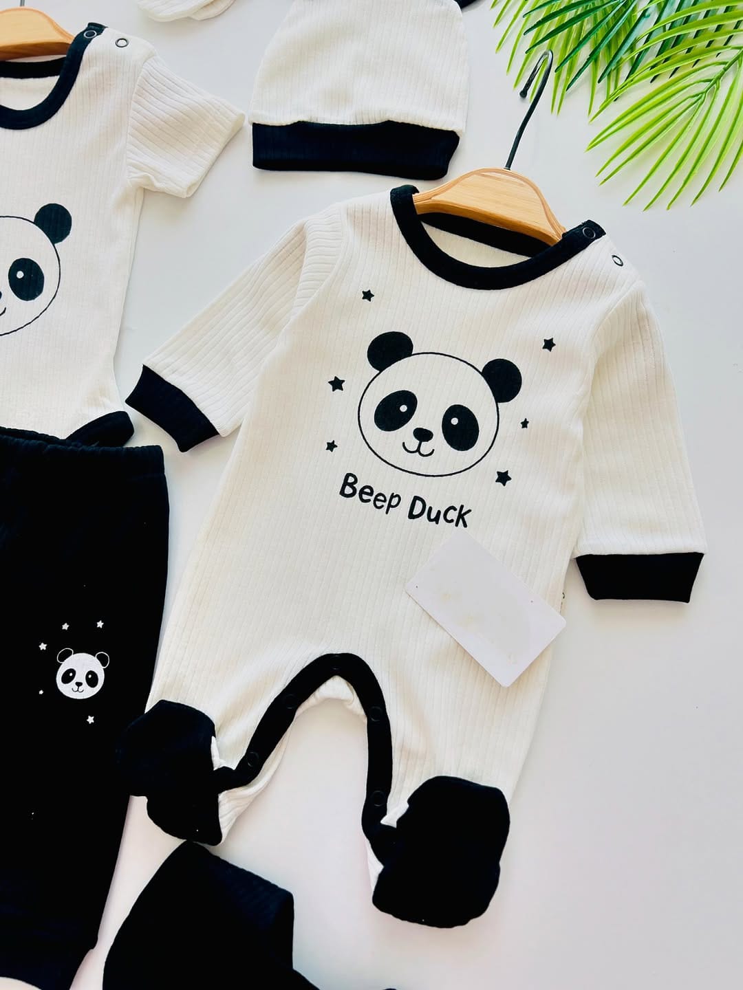 طقم بيبي باندا 6 قطع قطن %100 ناعم ومريح للمولود الجديد