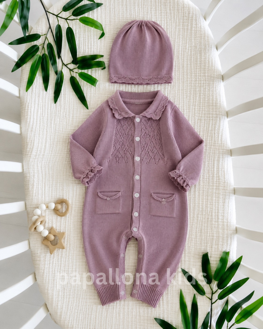 طقم مواليد بناتي وردي تريكو – أناقة دافئة بتفاصيل دانتيل ناعمة 🎀🌸 - Tricot