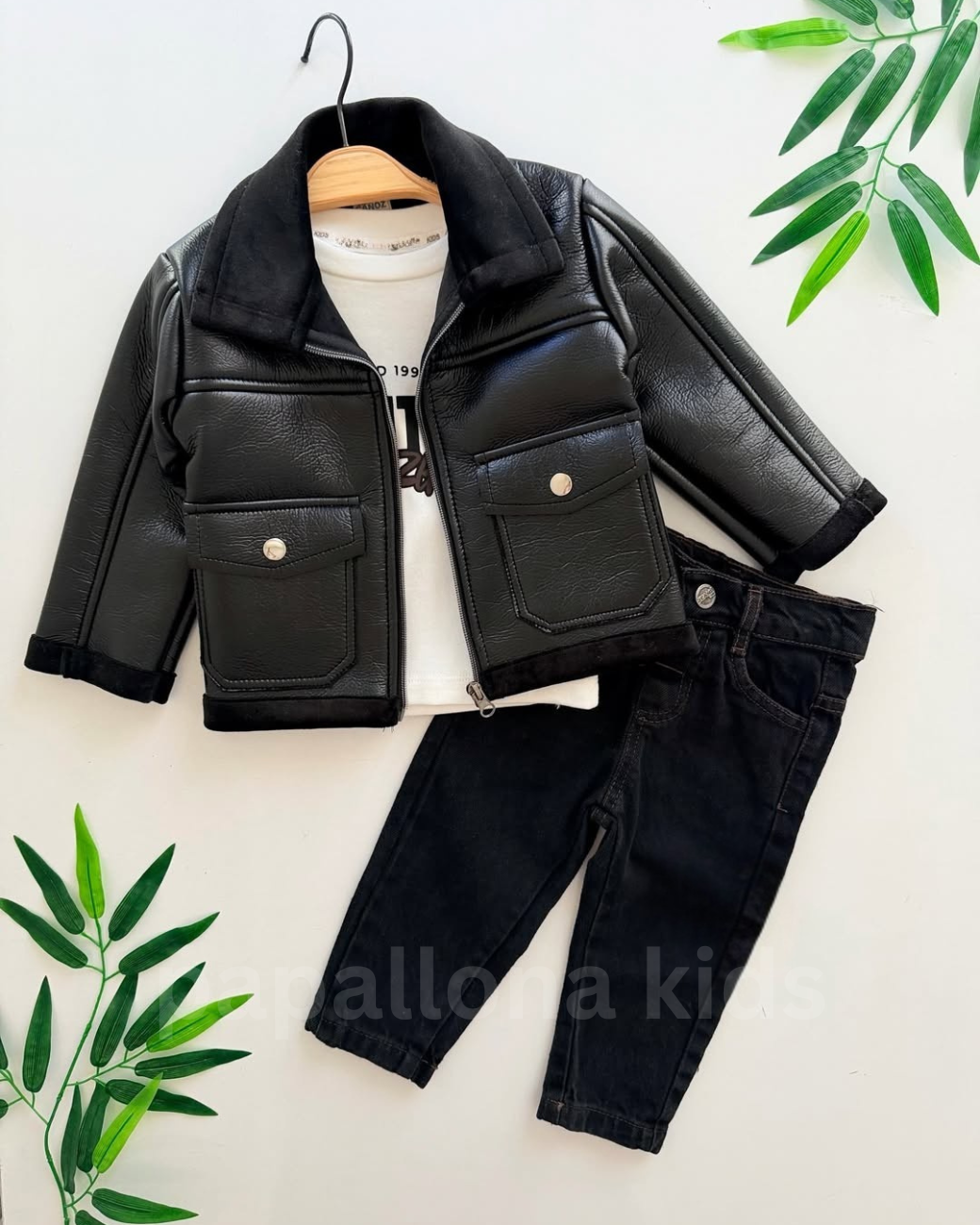 طقم ولادي 3 قطع High Quality – جاكيطة  بستايل عصري مع بنطلون