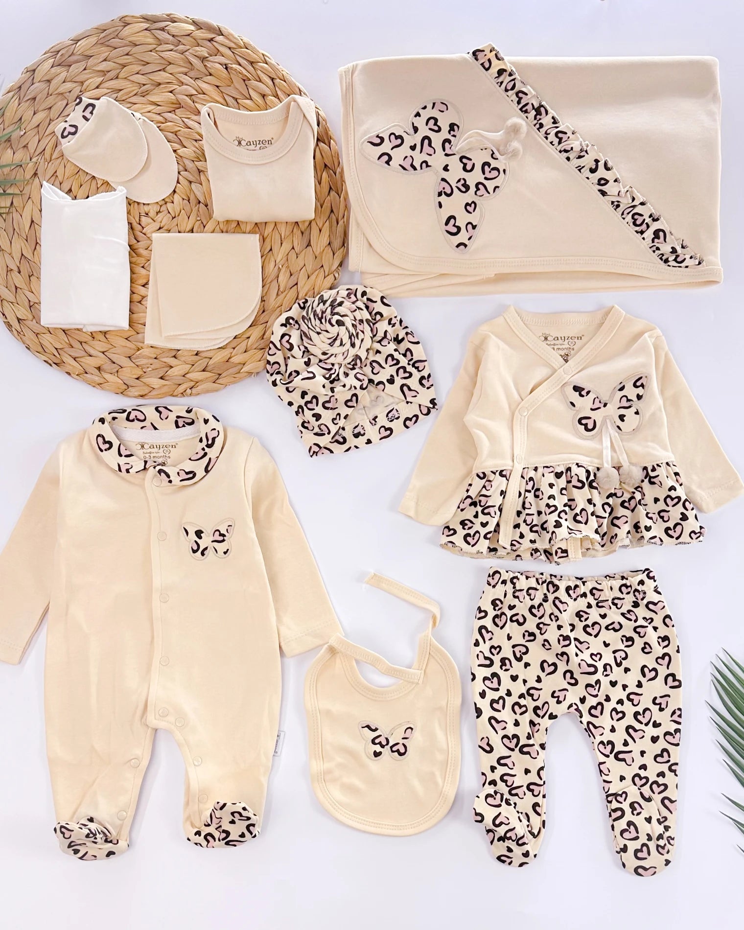 طقم مواليد بناتي كامل 10 قطع – ستايل كيوت وناعم